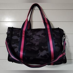 HAUTE SHORE Black and Pink Camouflage Tote Bag